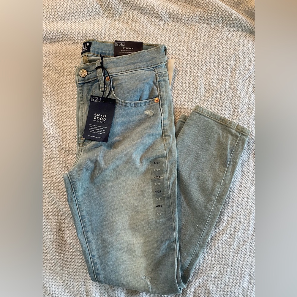 NWT GAP Stretch True Skinny Ankle Jeans in Light Destroy Size 4/27
